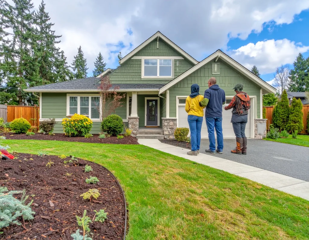 avoid costly mistakes: 5 expert tips for choosing the right landscape contractor