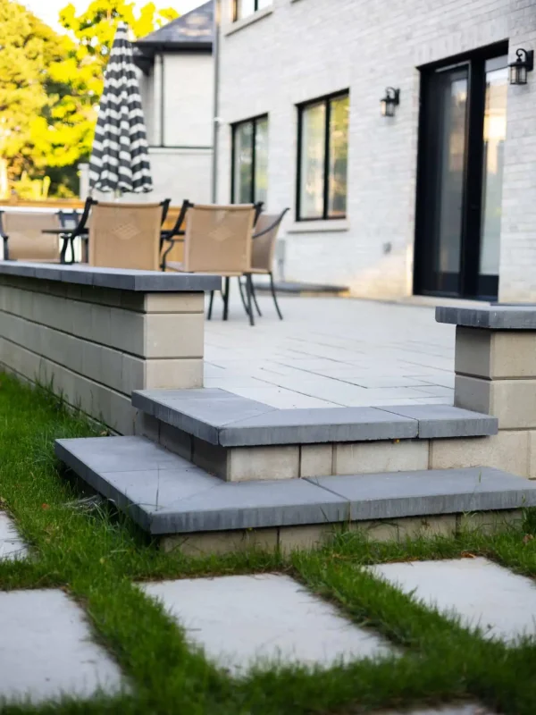 natural-stone-coping-columns-proc
